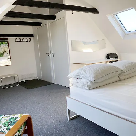 Holiday Rooms Rudkobing بيت ضيافة 2*