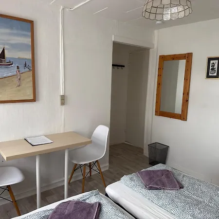 Holiday Rooms Rudkobing Pensjonat Rudkøbing