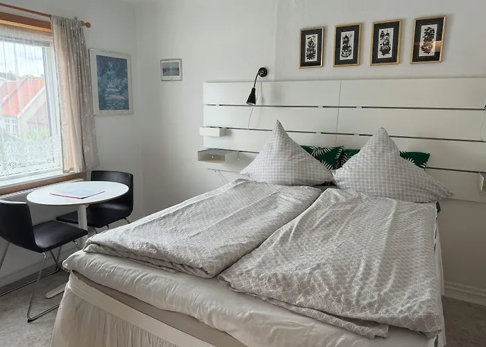 Holiday Rooms Rudkobing Casa de hóspedes Rudkøbing